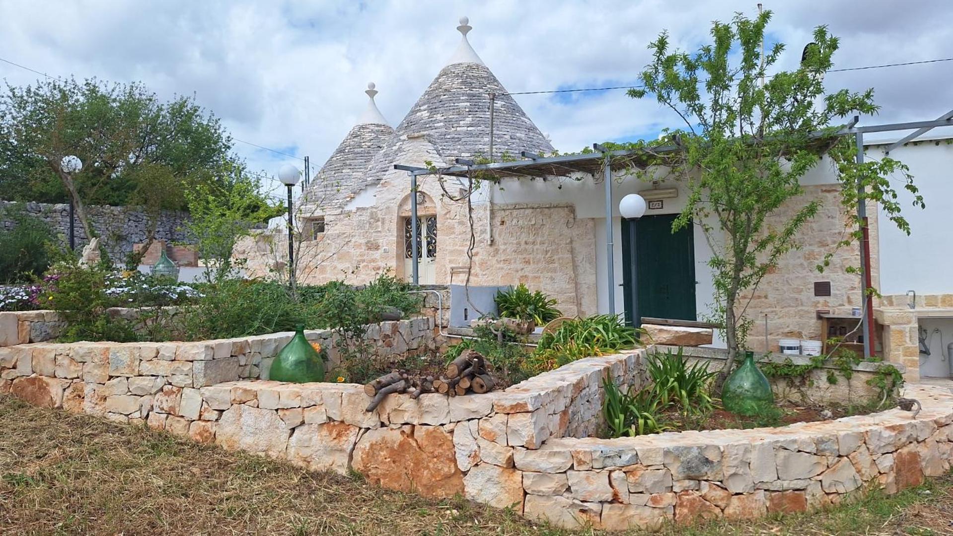 Trullo Masiello * Putignano